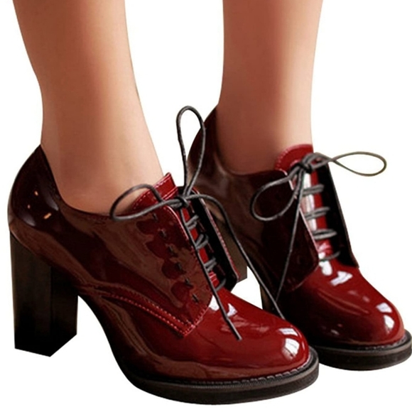Vero Cuoio Shoes - Ankle booties w/chucky heel